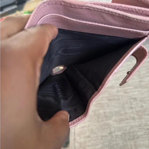 Gucci Pink Leather Monogram Wallet - Picture 6 of 15